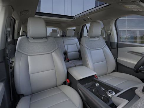 New 2026 Ford Explorer Active image 10