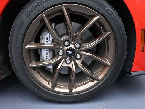 Used 2024 Ford Mustang GT Premium image 19