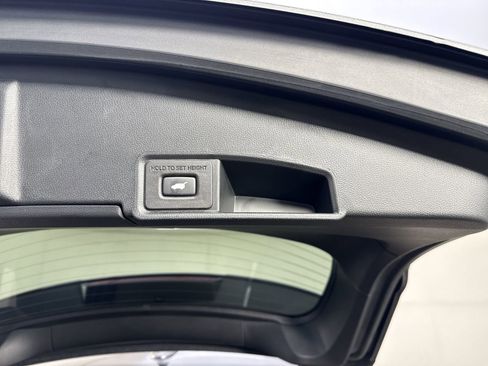 Used 2024 Acura RDX SH-AWD image 35