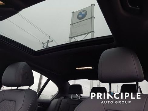 New 2023 BMW 530i 530i Retired Loaner w/ Convenience Package image 28