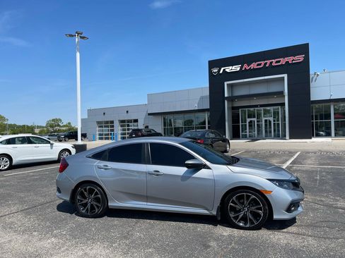 Used 2021 Honda Civic Sport image 2