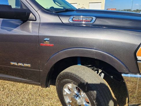 Used 2021 RAM 2500 Laramie AWD/4WD image 12