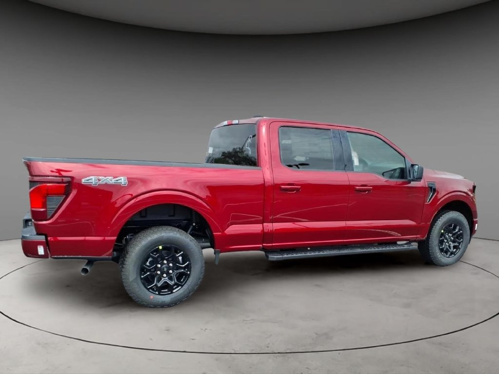 New 2026 Ford F150 XLT w/ XLT Black Appearance Package AWD/4WD image 6