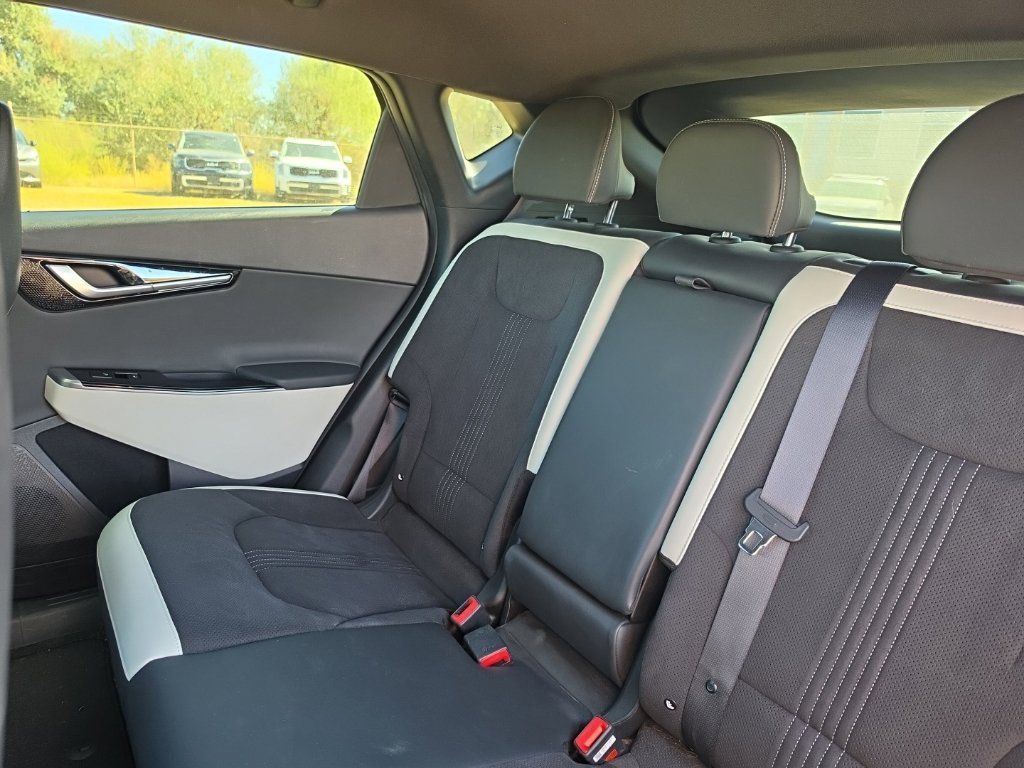 Certified 2024 Kia EV6 GT-Line AWD/4WD image 27