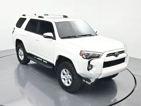 Used 2023 Toyota 4Runner SR5 Premium w/ Moonroof Package AWD/4WD image 32