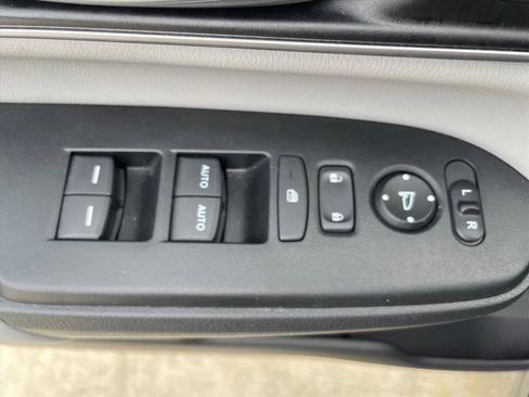 Certified 2021 Honda CR-V EX-L image 12