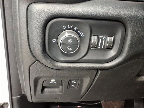 Used 2019 RAM 1500 Big Horn image 10