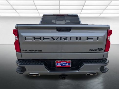 Used 2024 Chevrolet Silverado 1500 High Country w/ Max Trailering Package AWD/4WD image 31