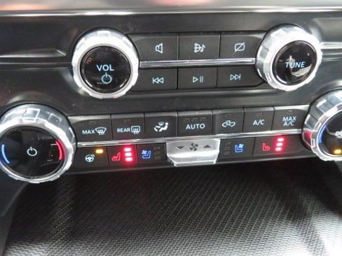 Certified 2022 Ford F150 Raptor w/ Raptor 37 Performance Package image 19