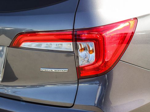 Used 2022 Honda Pilot Special Edition image 10