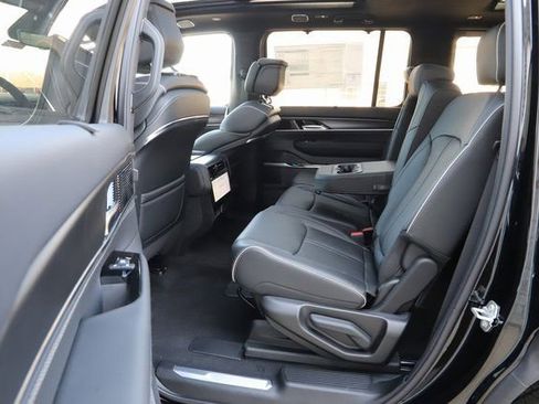 New 2024 Jeep Grand Wagoneer Series II w/ Quick Order Packagew 28T AWD/4WD image 23