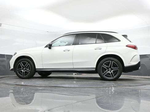 Used 2024 Mercedes-Benz GLC 300 4MATIC image 45