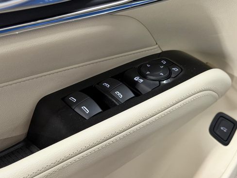 Certified 2026 Cadillac CT4 Luxury RWD image 25