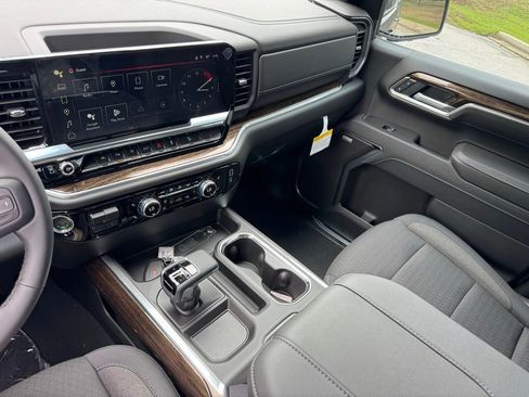 New 2026 GMC Sierra 1500 Elevation w/ Preferred Package image 27