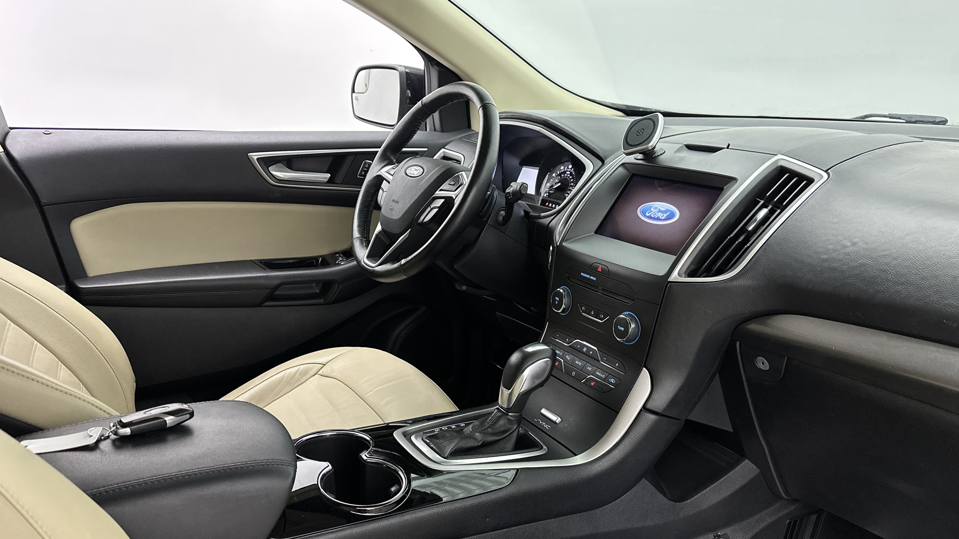 Used 2016 Ford Edge SEL w/ Equipment Group 201A AWD/4WD image 34