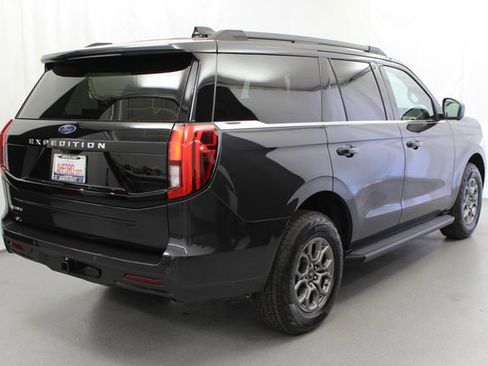 New 2026 Ford Expedition Active AWD/4WD image 8