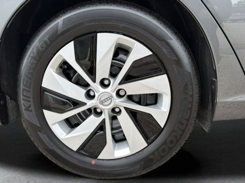 Certified 2025 Nissan Altima 2.5 S FWD image 30