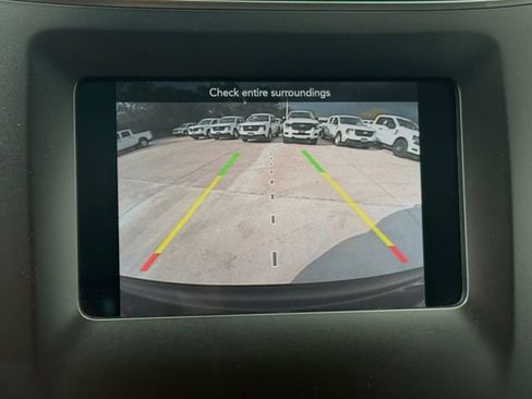 Used 2021 Jeep Cherokee Latitude image 9