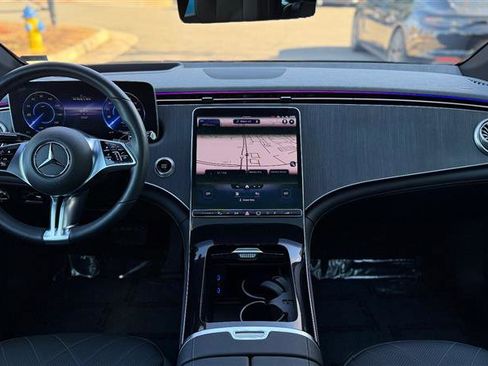 Used 2023 Mercedes-Benz EQE 500 4MATIC Sedan w/ Pinnacle Trim Package image 20