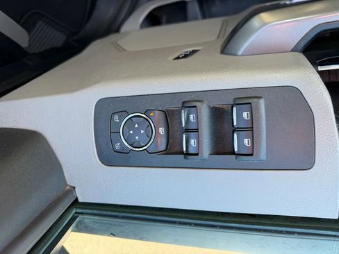 Used 2019 Ford F150 XLT w/ Equipment Group 301A Mid image 22