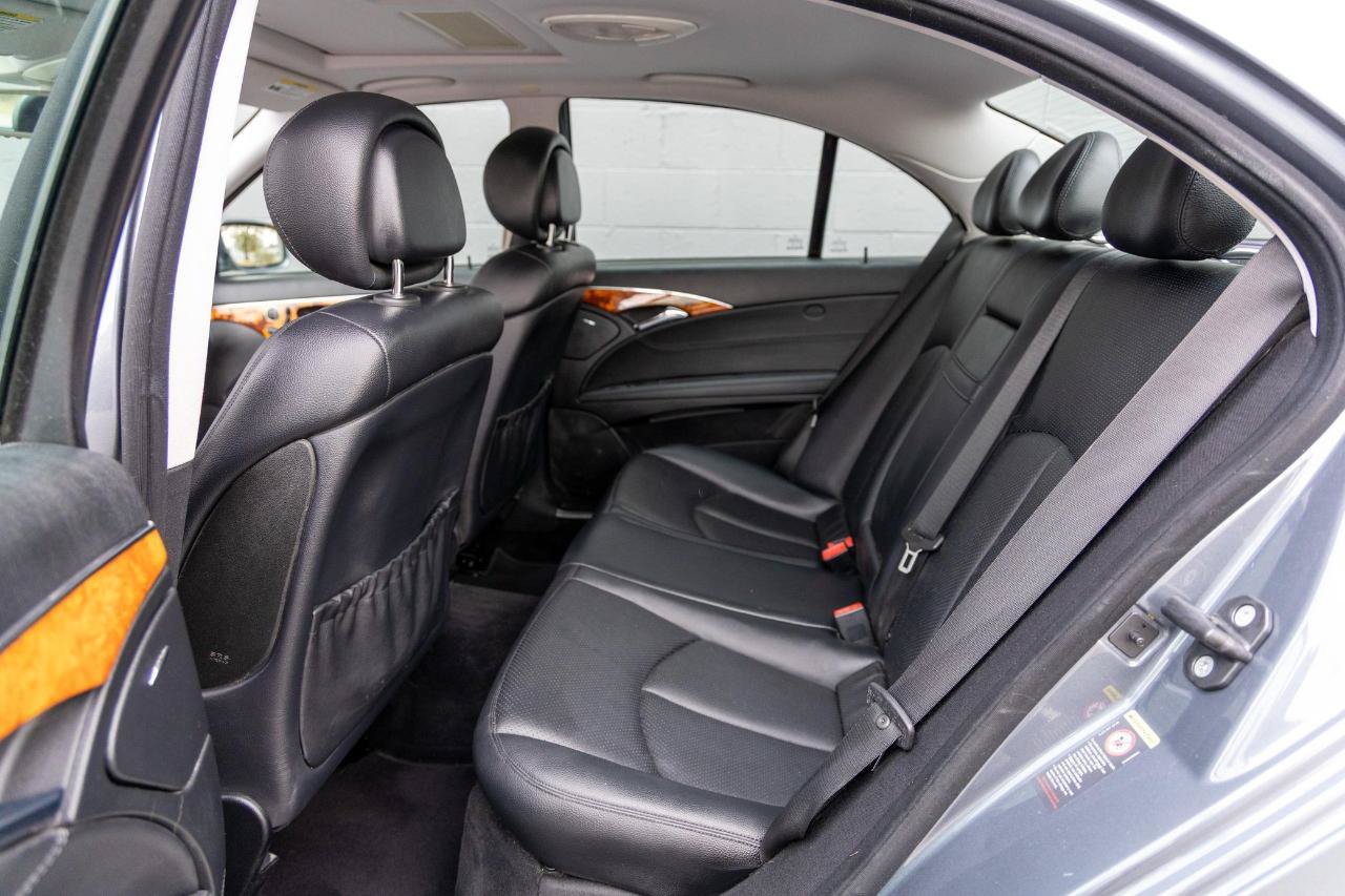 Used 2007 Mercedes-Benz E 320 BlueTEC Sedan image 6