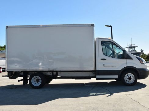 Used 2018 Ford Transit 350 156 DRW RWD image 8