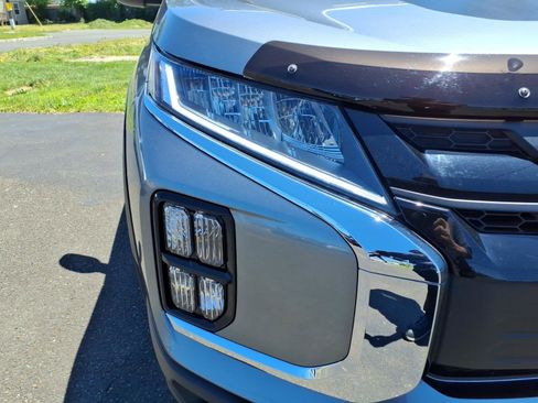 Used 2024 Mitsubishi Outlander Sport AWD image 8