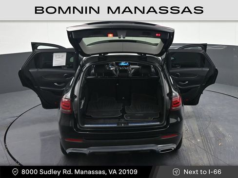 Used 2021 Mercedes-Benz GLC 300 4MATIC image 41