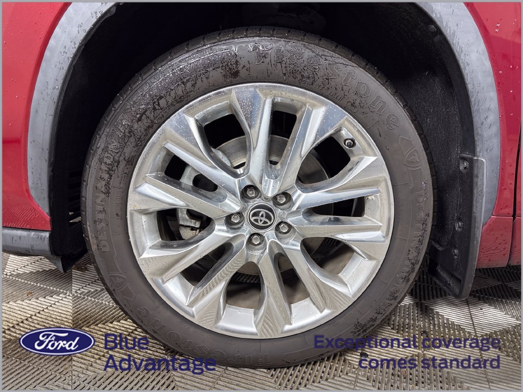Used 2023 Toyota Highlander Limited AWD/4WD image 10