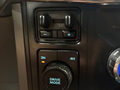 Used 2021 Ford F150 Lariat w/ Equipment Group 501A Mid AWD/4WD image 25