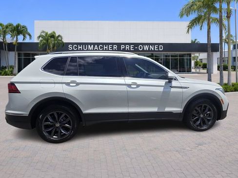 Certified 2023 Volkswagen Tiguan SE FWD image 8