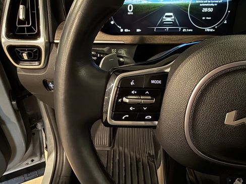 Certified 2023 Kia Sorento SX Prestige image 15