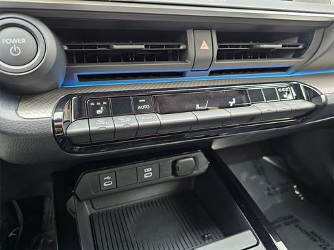 New 2026 Toyota Prius XLE image 30