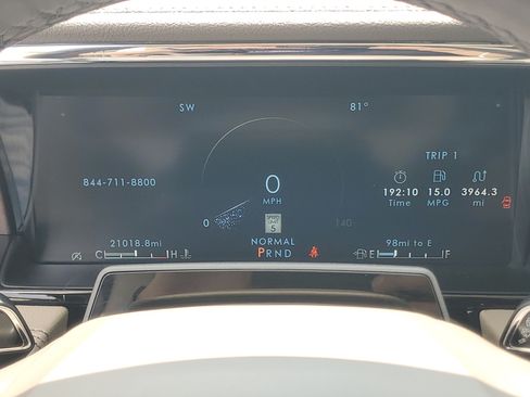 Certified 2024 Lincoln Navigator Reserve AWD/4WD image 15