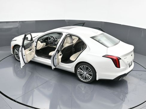 Used 2020 Cadillac CT4 Premium Luxury image 43