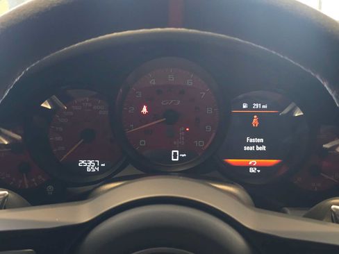Used 2018 Porsche 911 GT3 RWD image 25