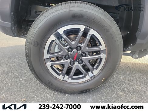 Used 2024 Toyota Tacoma TRD Sport RWD image 10