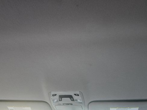 Used 2012 Toyota Sienna LE image 26