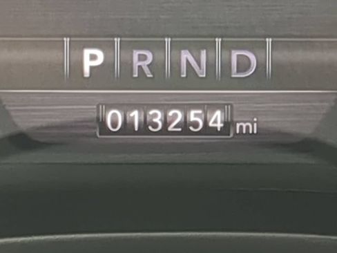 Used 2023 RAM 1500 Laramie AWD/4WD image 29