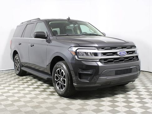 Used 2024 Ford Expedition XLT RWD image 31