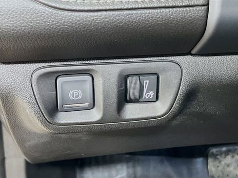 Used 2020 GMC Acadia SLT FWD image 10