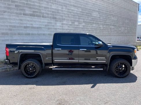 Used 2015 GMC Sierra 1500 SLT w/ SLT Crew Cab Value Package AWD/4WD image 4