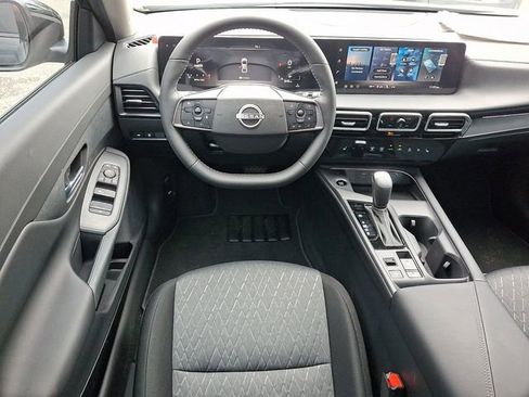 New 2026 Nissan Sentra SV w/ SV Convenience Package FWD image 10