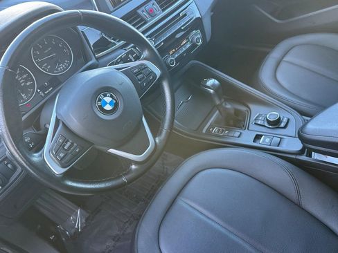 Used 2017 BMW X1 sDrive28i image 4