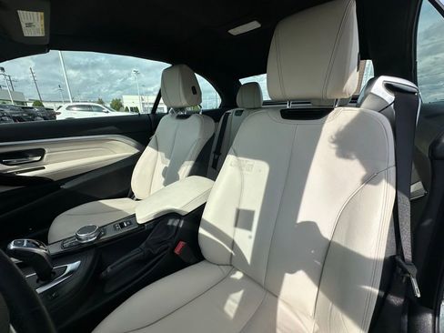 Used 2019 BMW 430i Convertible w/ Convenience Package image 10