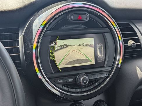 Used 2017 MINI Cooper 2-Door Hardtop FWD image 18