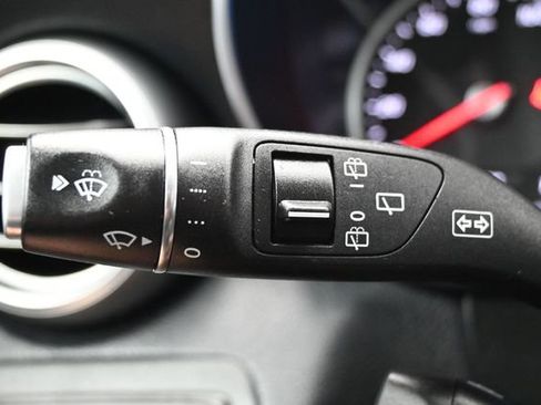 Used 2022 Mercedes-Benz GLC 300 image 20