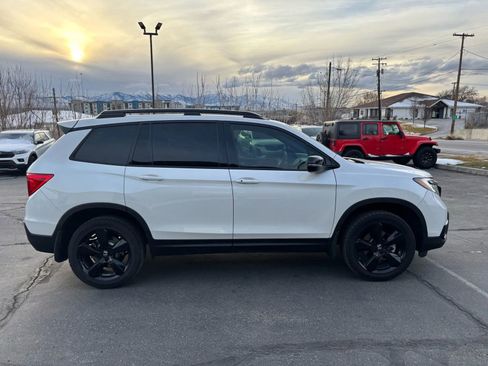 Used 2021 Honda Passport Elite image 4