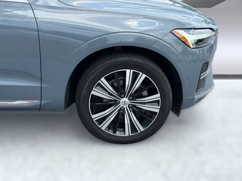 Certified 2023 Volvo XC60 B5 Plus w/ Protection Package Premier FWD image 11