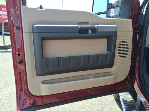 Used 2016 Ford F350 Lariat w/ Lariat Ultimate Package image 28